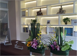 廣正(zheng)化工辦公室