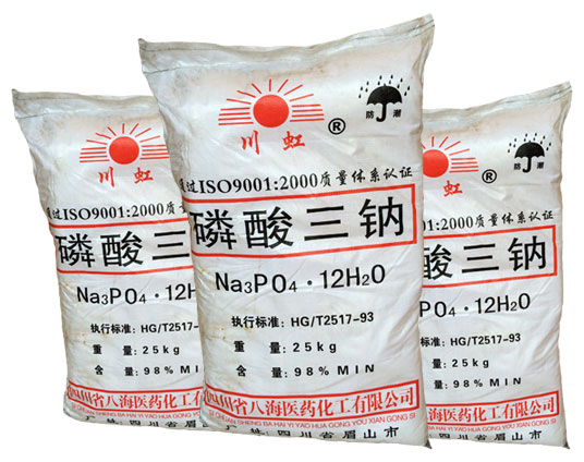 磷酸三(san)鈉在紡(fang)織印染(rǎn)行業中(zhōng)的用途(tu)