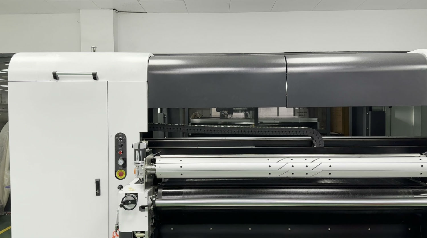 如(ru)何評估新數(shu)碼印花機的(de)精度和分辨(biàn)率?