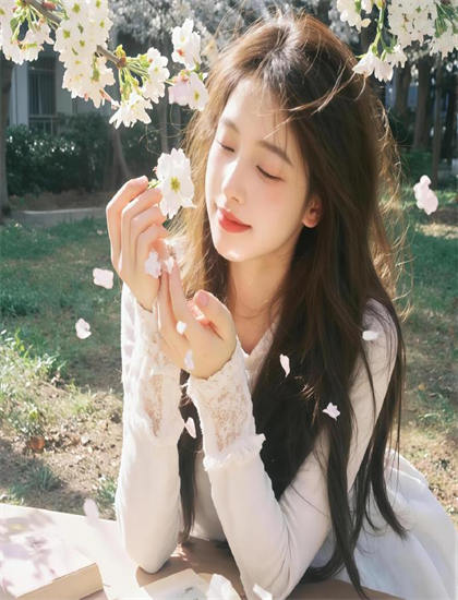 一个人在线观看WWW电影_春暖花开在线观看_偷心大盗泰剧免费观看